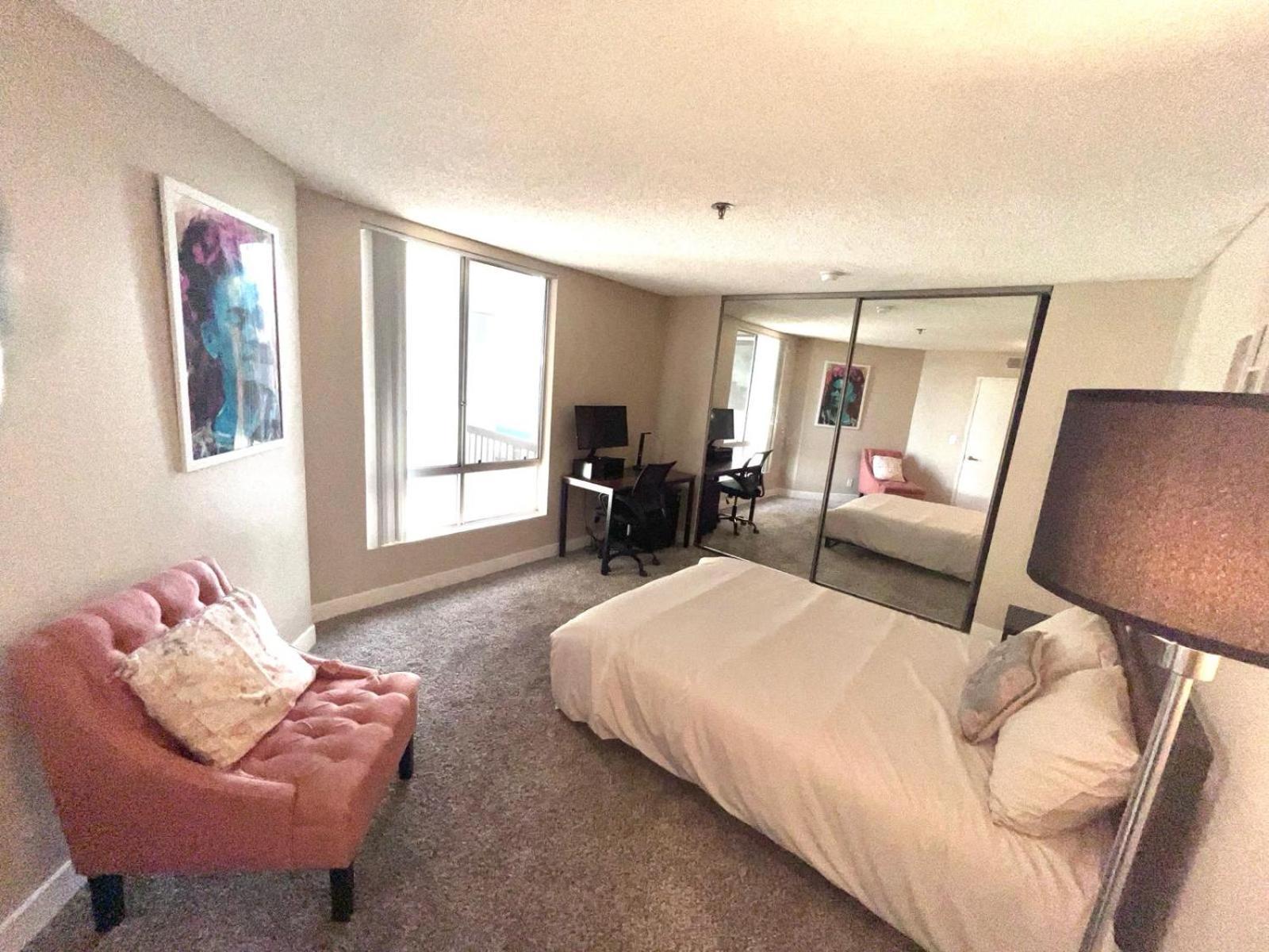 Hollywood Two Bedroom & Free Two Parking Spots Apartment Los Ángeles Exterior foto